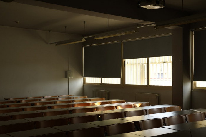 İngilizcede 'Hizmet Vermek' Ne Demektir?